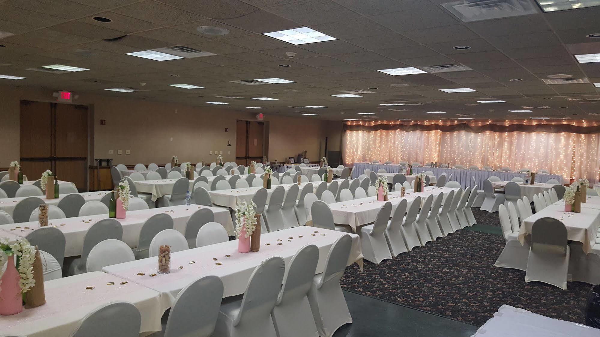 Hibbing Park Hotel Bagian luar foto